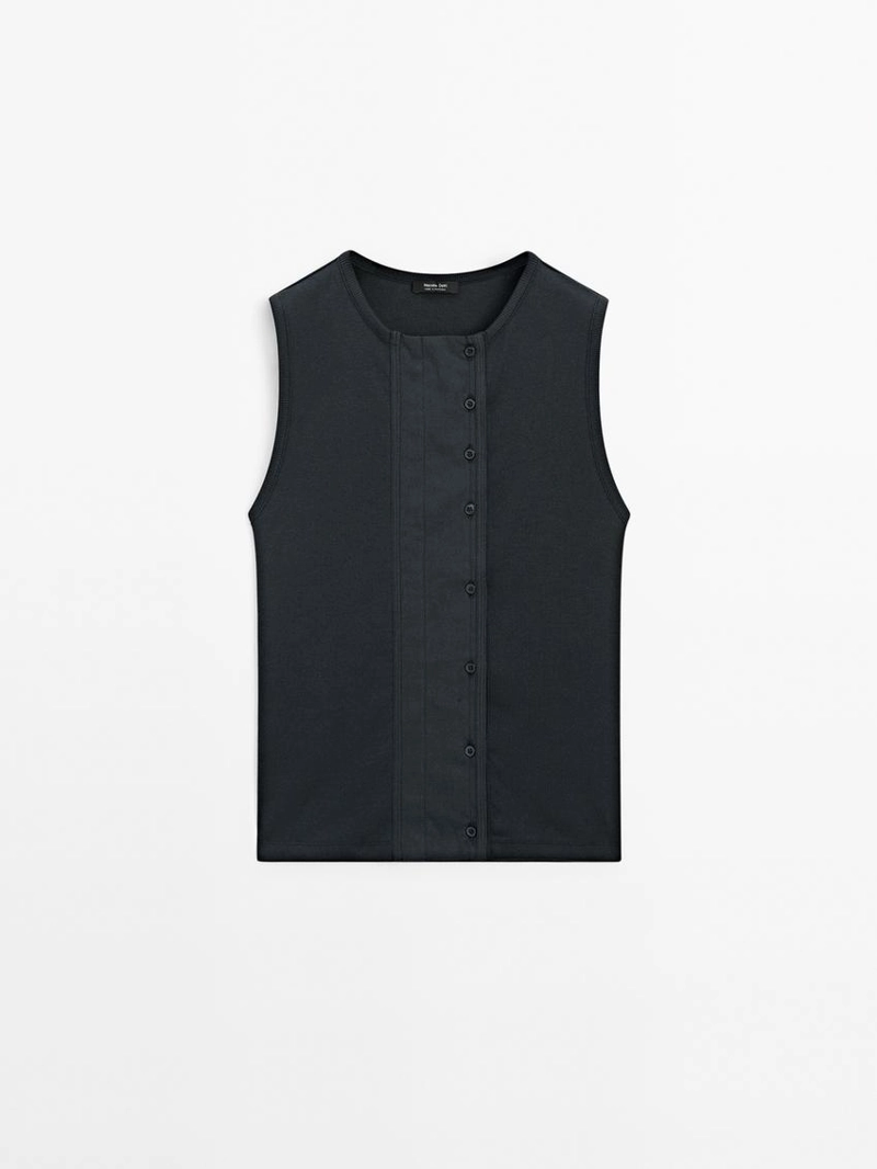 Топ из хлопково-синтетической смеси с деталями планки