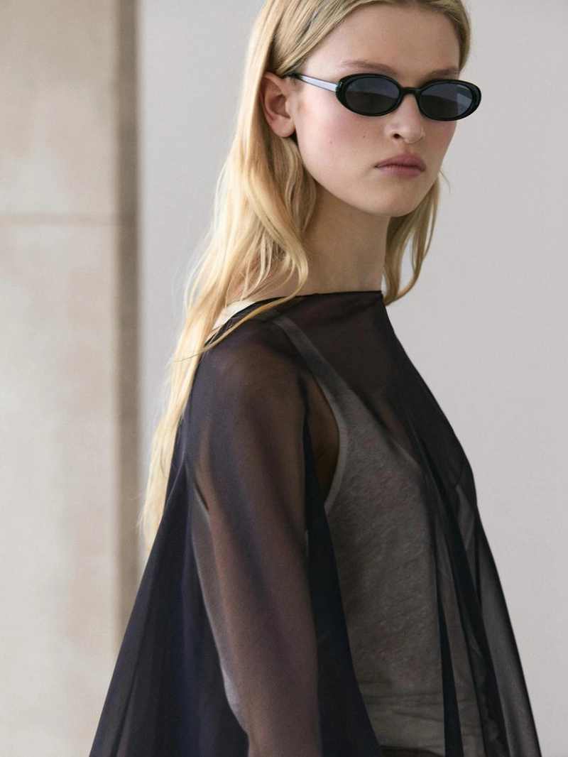 Асимметричная накидка из шелка