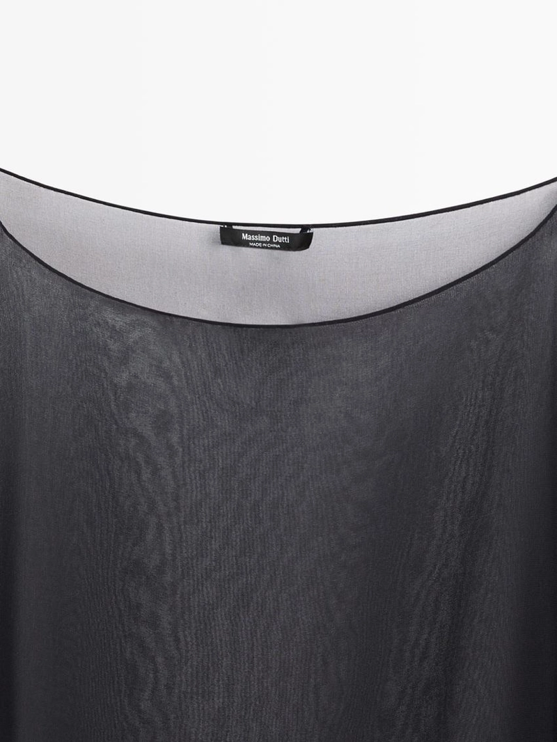 Асимметричная накидка из шелка