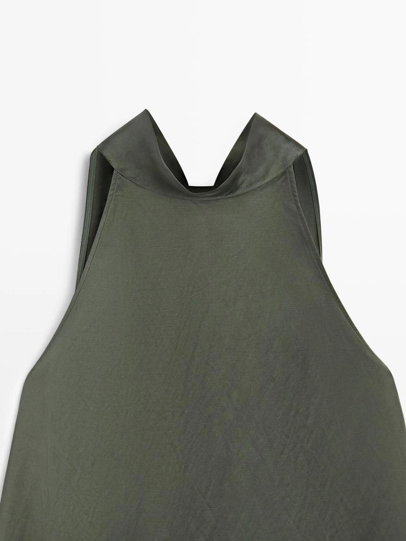 Топ с завязкой на шее из атласа