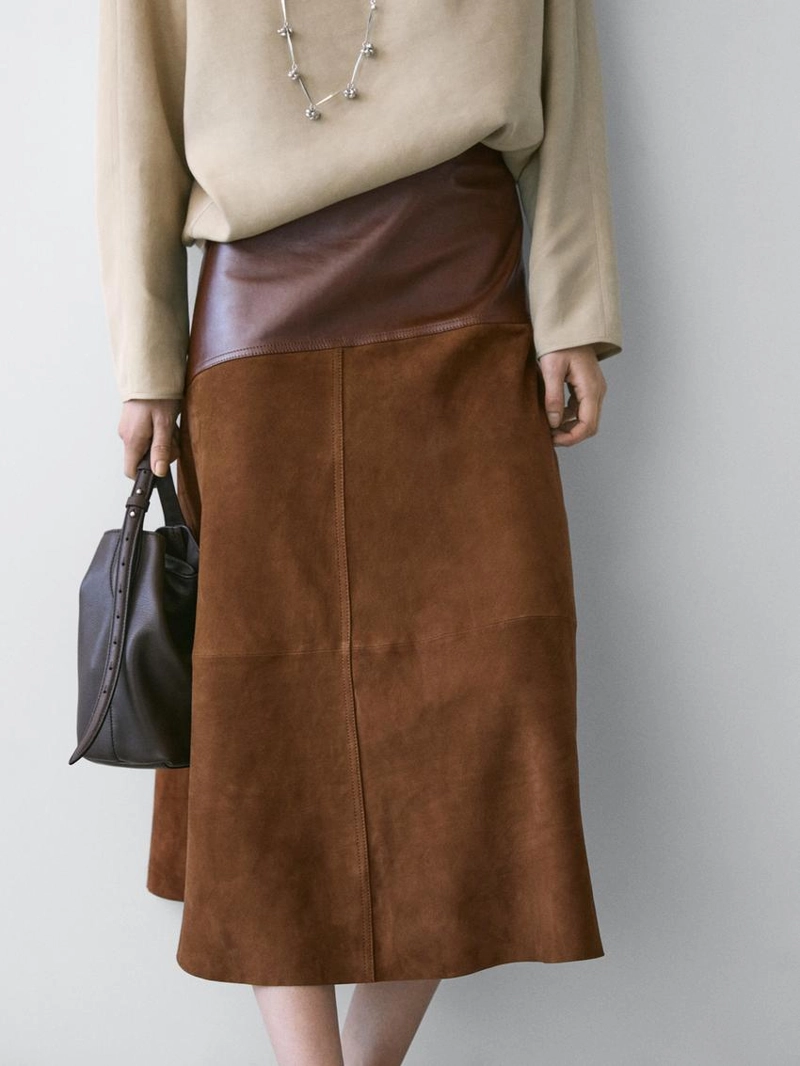 Юбка из замши нубука с асимметричным клином