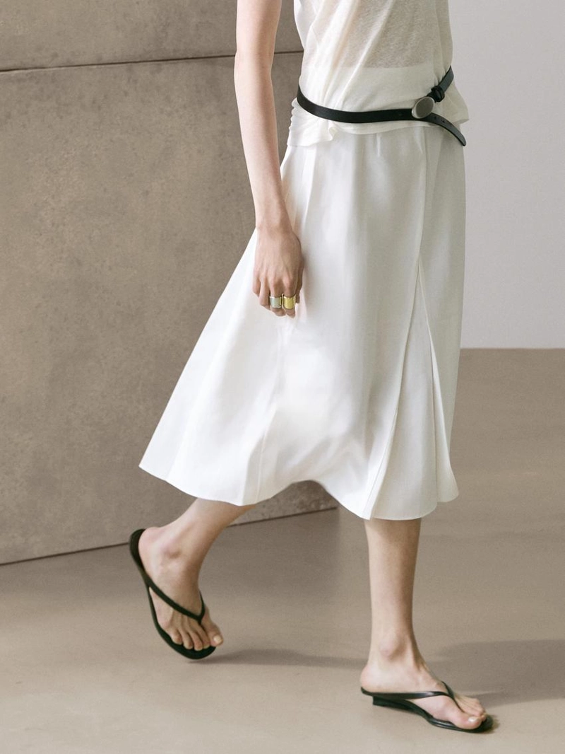 Юбка миди с объемными складками