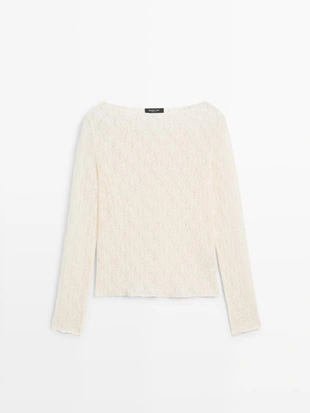 Футболка с лодочным вырезом и деталями из кружева- Заказать в России