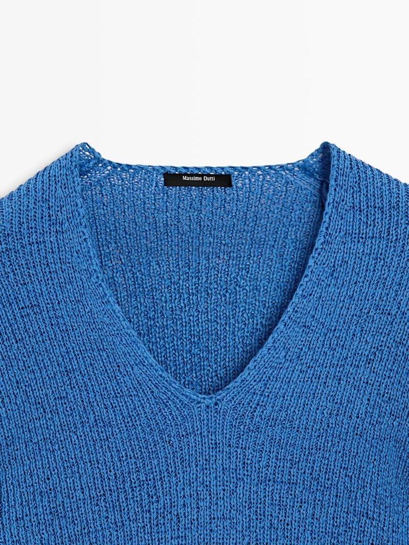 Водолазка из хлопково-шерстяного трикотажа с v-образным вырезом