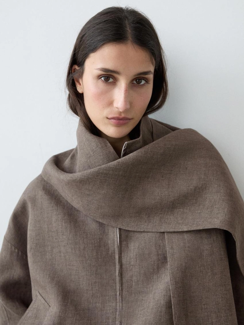 Льняная меланжевая бомбер-куртка с шарфом