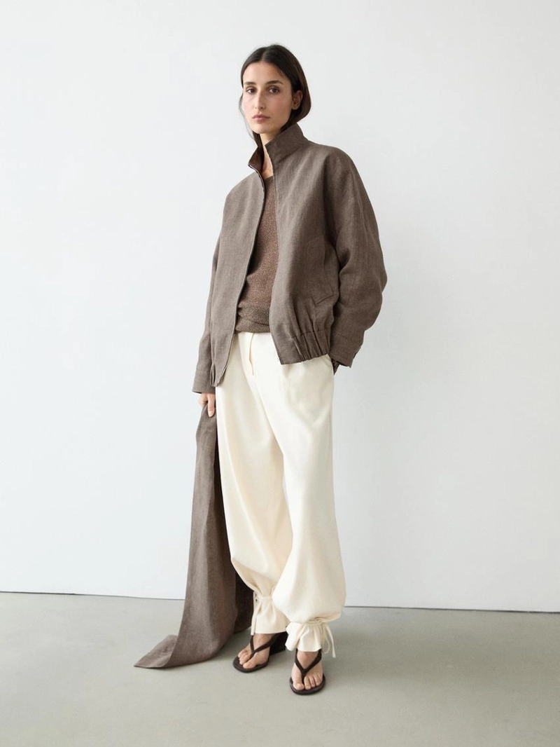 Льняная меланжевая бомбер-куртка с шарфом