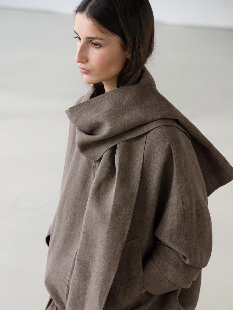 Льняная меланжевая бомбер-куртка с шарфом