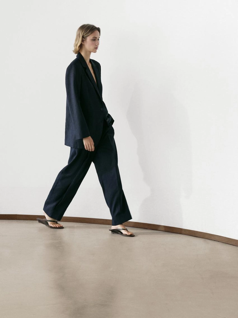 Пиджак из льна с деталями на пуговицах