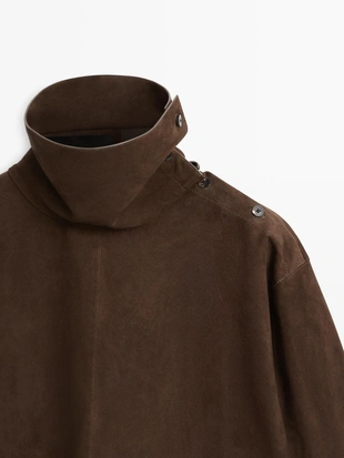 Блуза из замши с объемным стойкой под горло- Заказать в России