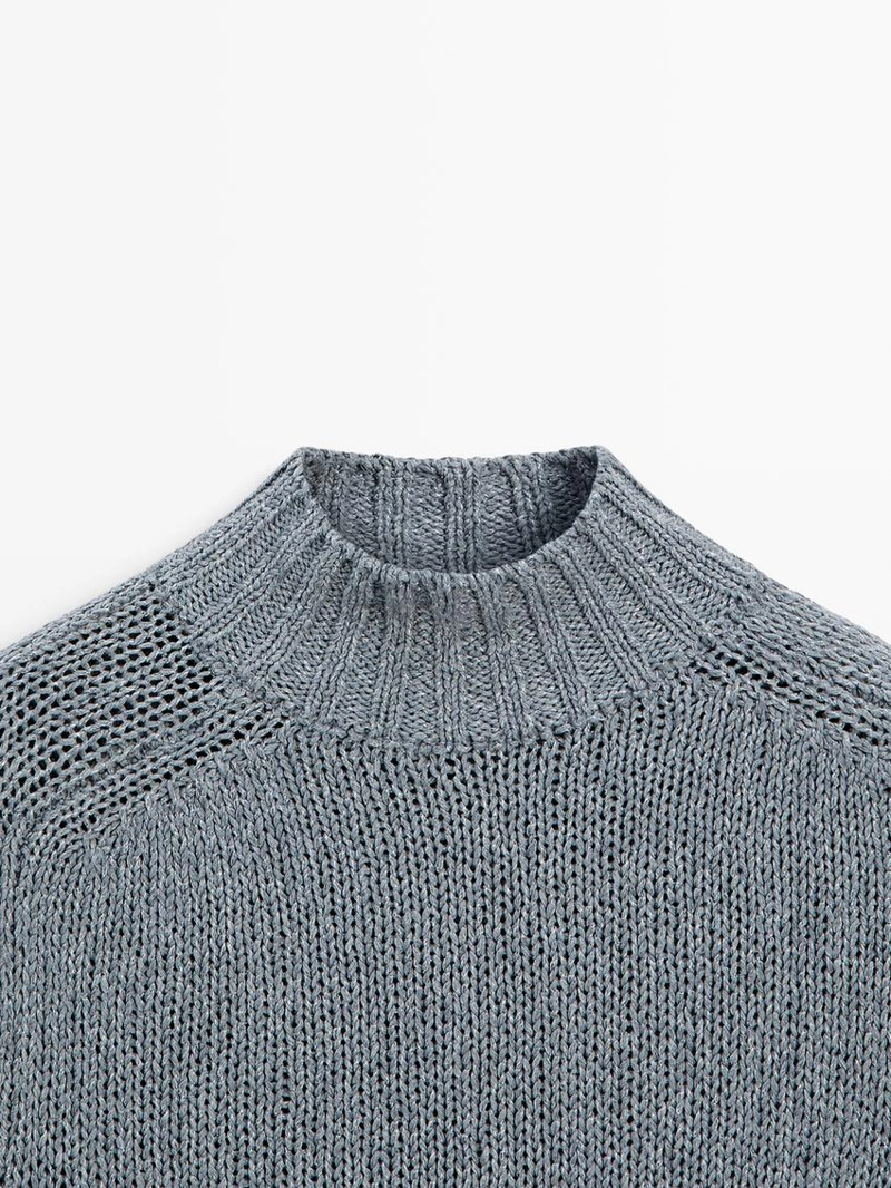 Вязанный свитер с мокрым воротником из хлопкового смесового материала