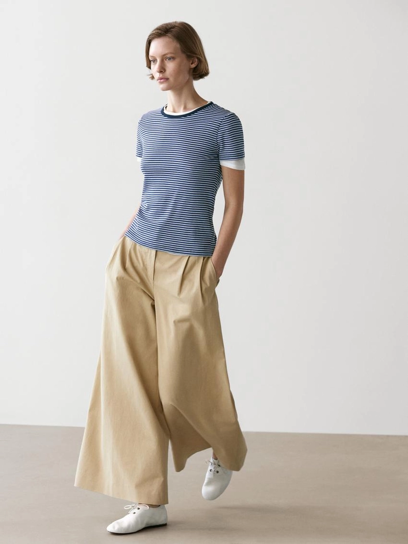 Футболка в полоску с коротким рукавом