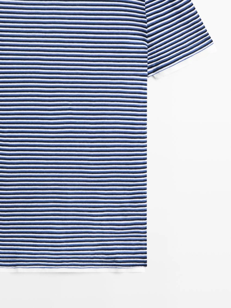 Футболка в полоску с коротким рукавом
