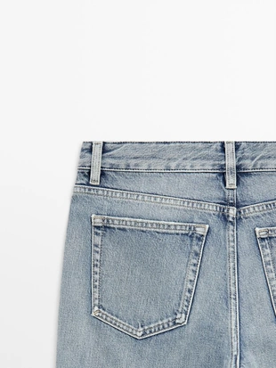 Джинсы с широкими штанинами на средней талии- Заказать в России