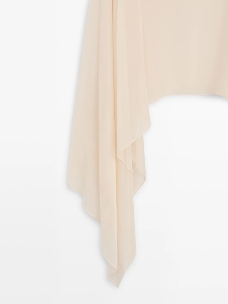 Косынка из шелка с асимметричным кроем