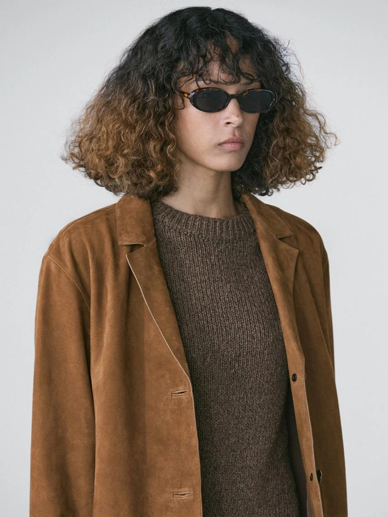 Замшевый кожаный блейзер с лацканами