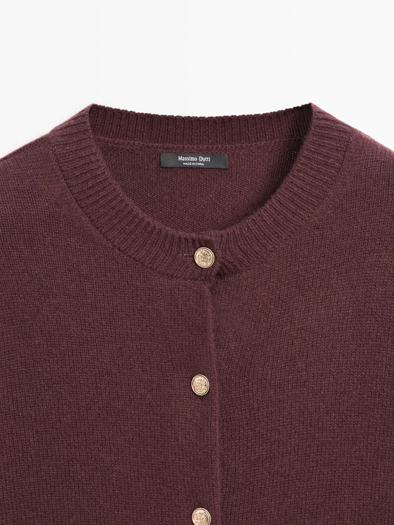 Кардиган из вязаного полотна с золотыми пуговицами