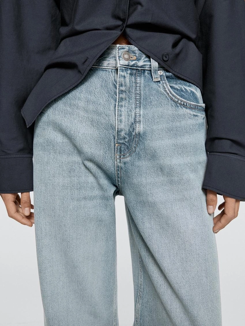 Джинсы свободного кроя