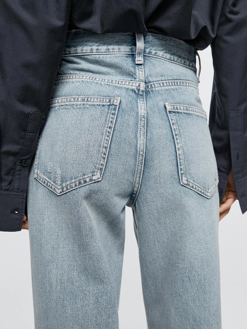 Джинсы свободного кроя