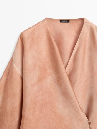 Блуза с драпировкой и широкими рукавами- Заказать в России