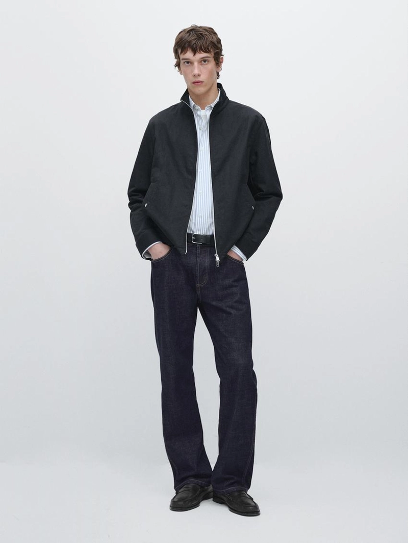 Легкая короткая куртка