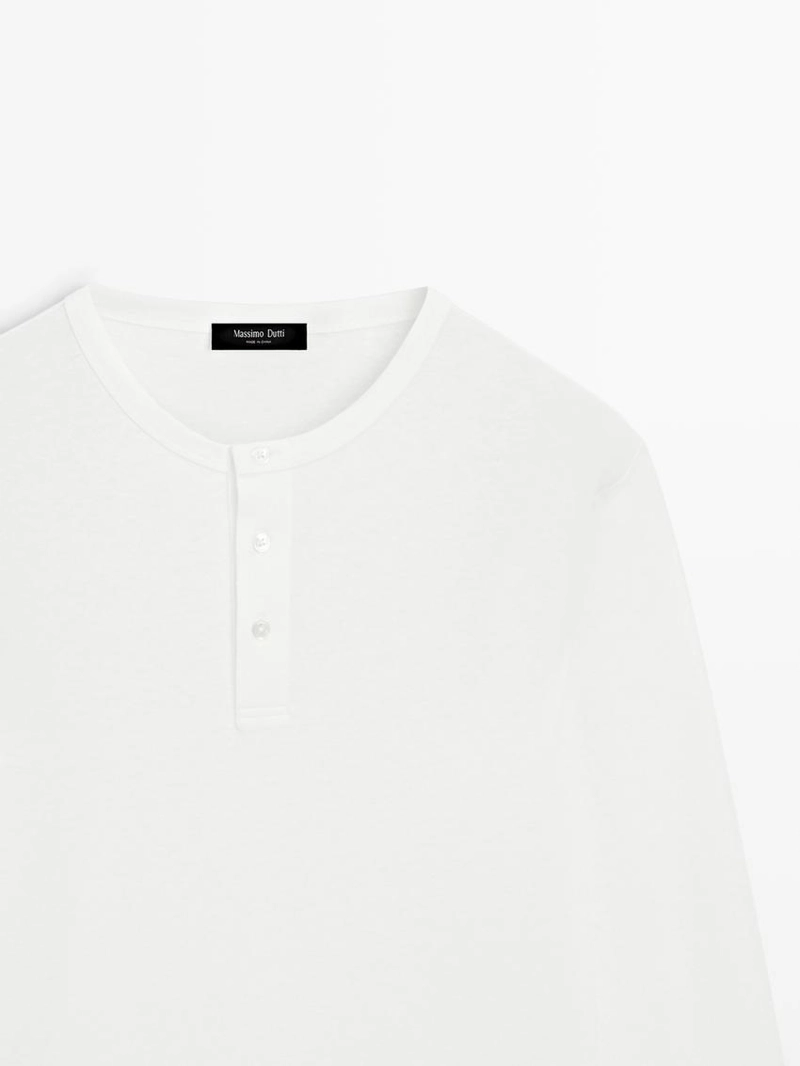 Лонгслив с деталями воротника