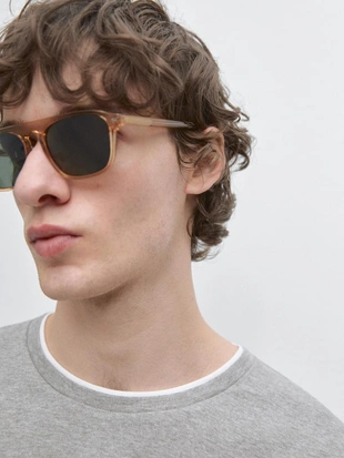 Футболка из 100% хлопка с контрастными деталями- Заказать в России