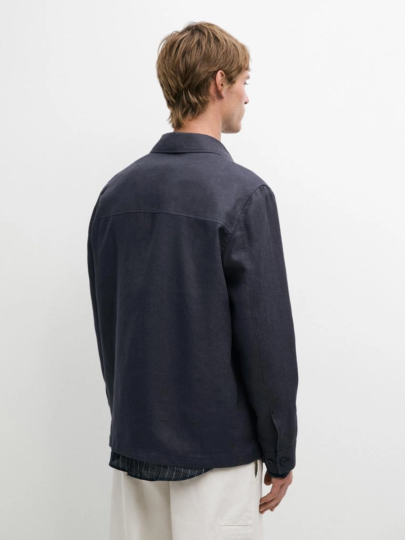 Легкая льняная куртка с карманами