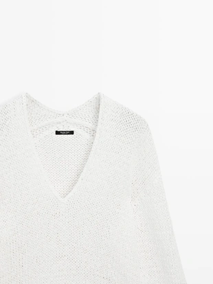 Свитер с вырезом горловины- Заказать в России