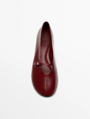 Туфли-балетки из кожи с пряжкой- Заказать в России