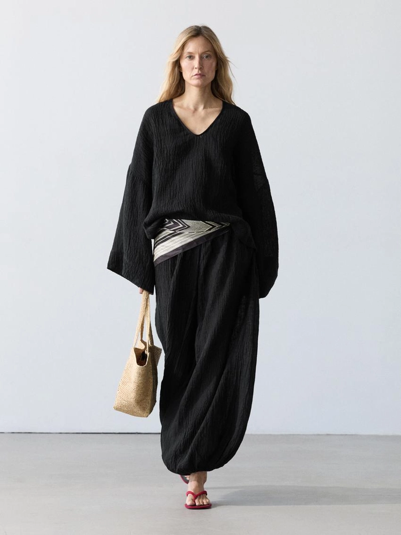 Приталенная блуза из 100% льна