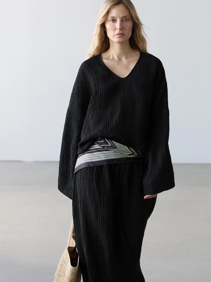 Приталенная блуза из 100% льна