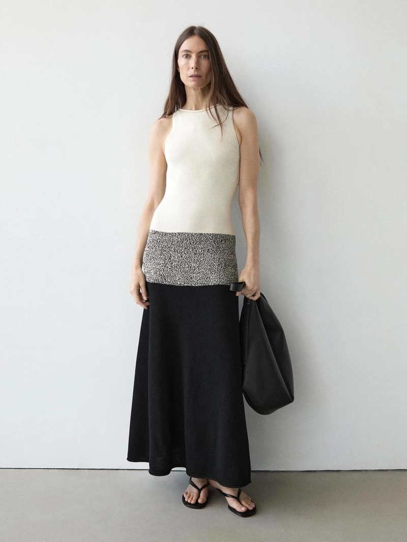 Платье из 100% хлопка с контрастным вязанным узором до колена