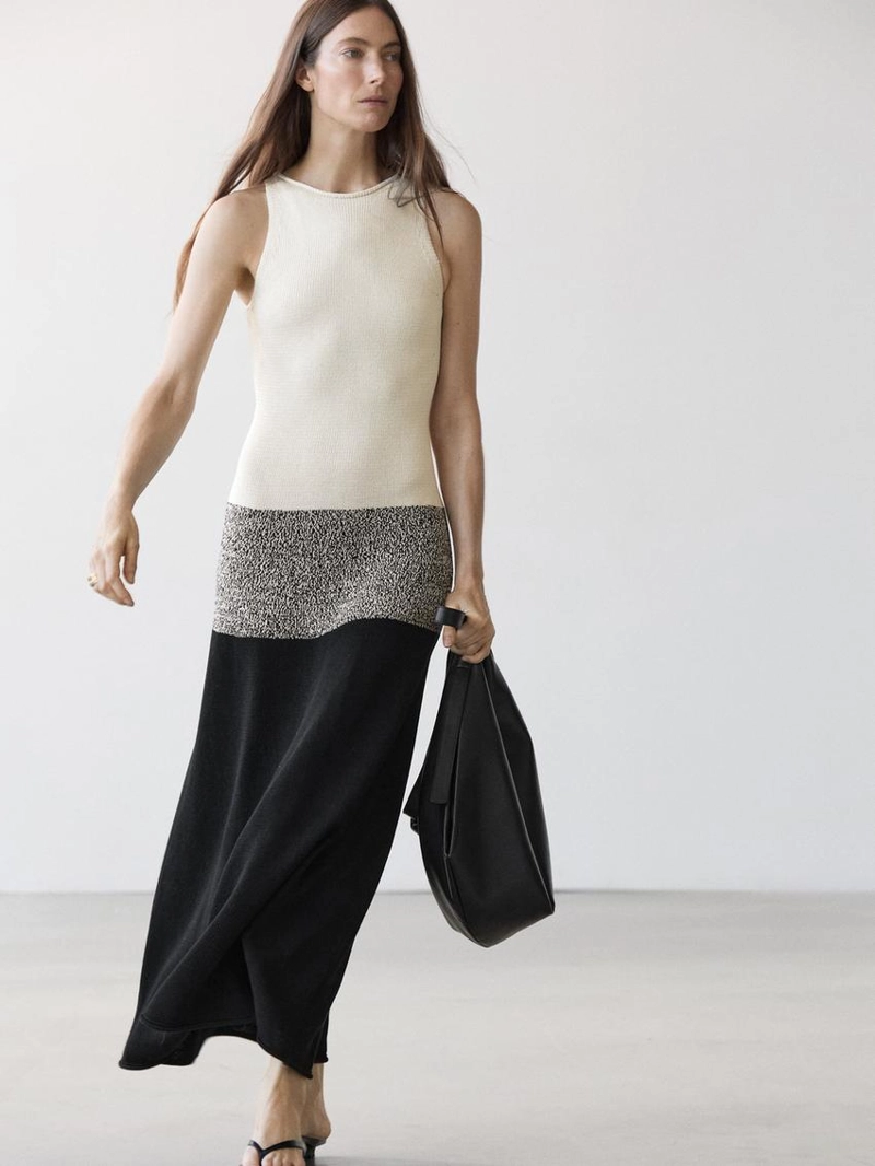 Платье из 100% хлопка с контрастным вязанным узором до колена