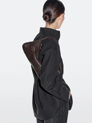 Сумка-полумесяц из плетеной кожи нубука- Заказать в России