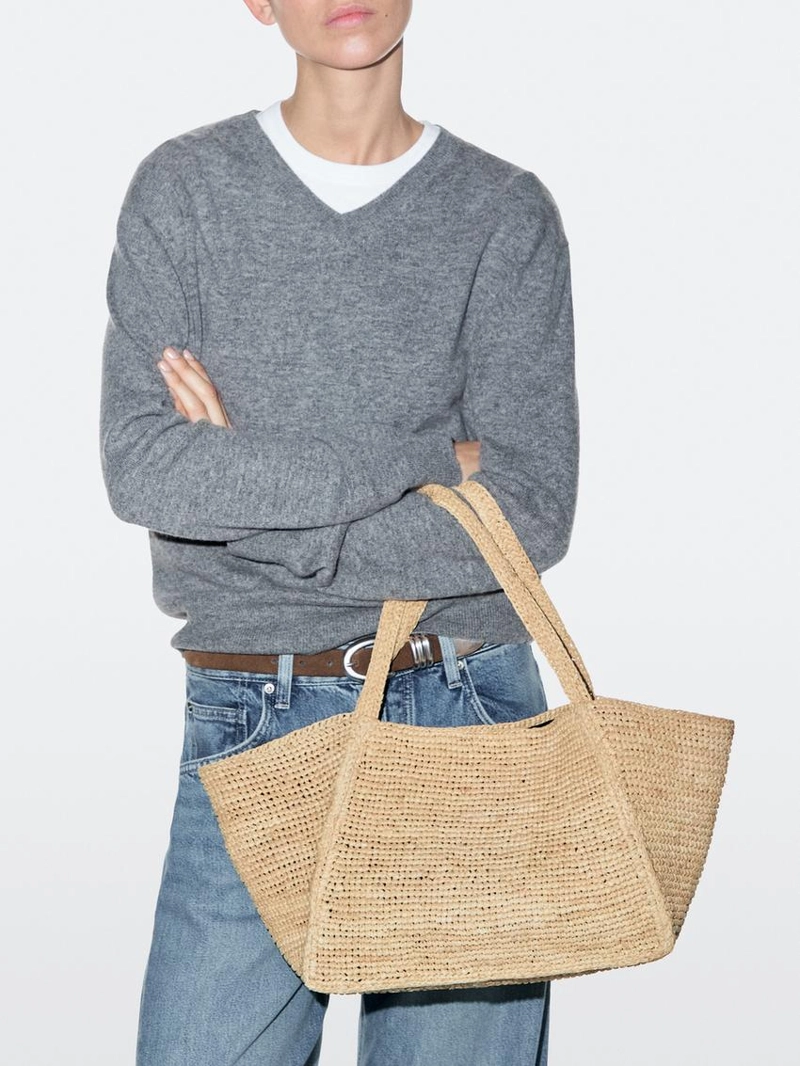 Сумка из 100% рафии среднего размера