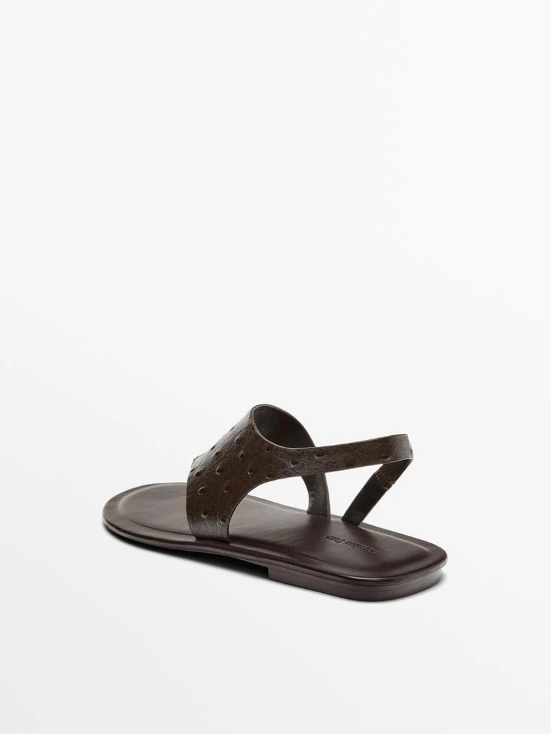 Сандалии с тиснением под кожу животного