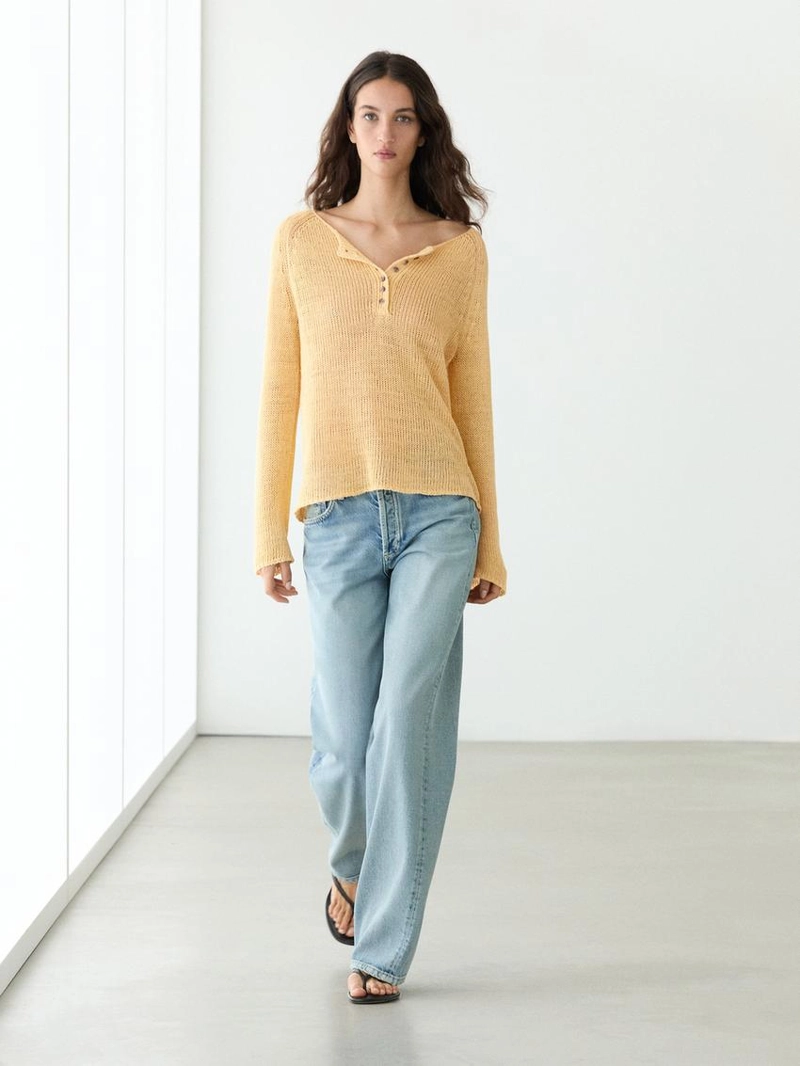 Пуловер из льна с деталями воротника