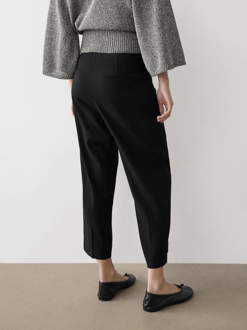 Брюки-капри с деталями на пуговицах