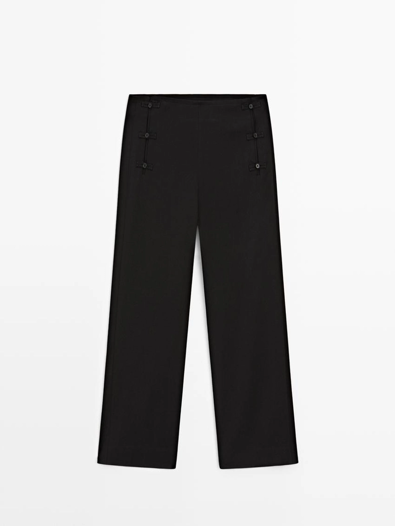 Брюки-капри с деталями на пуговицах