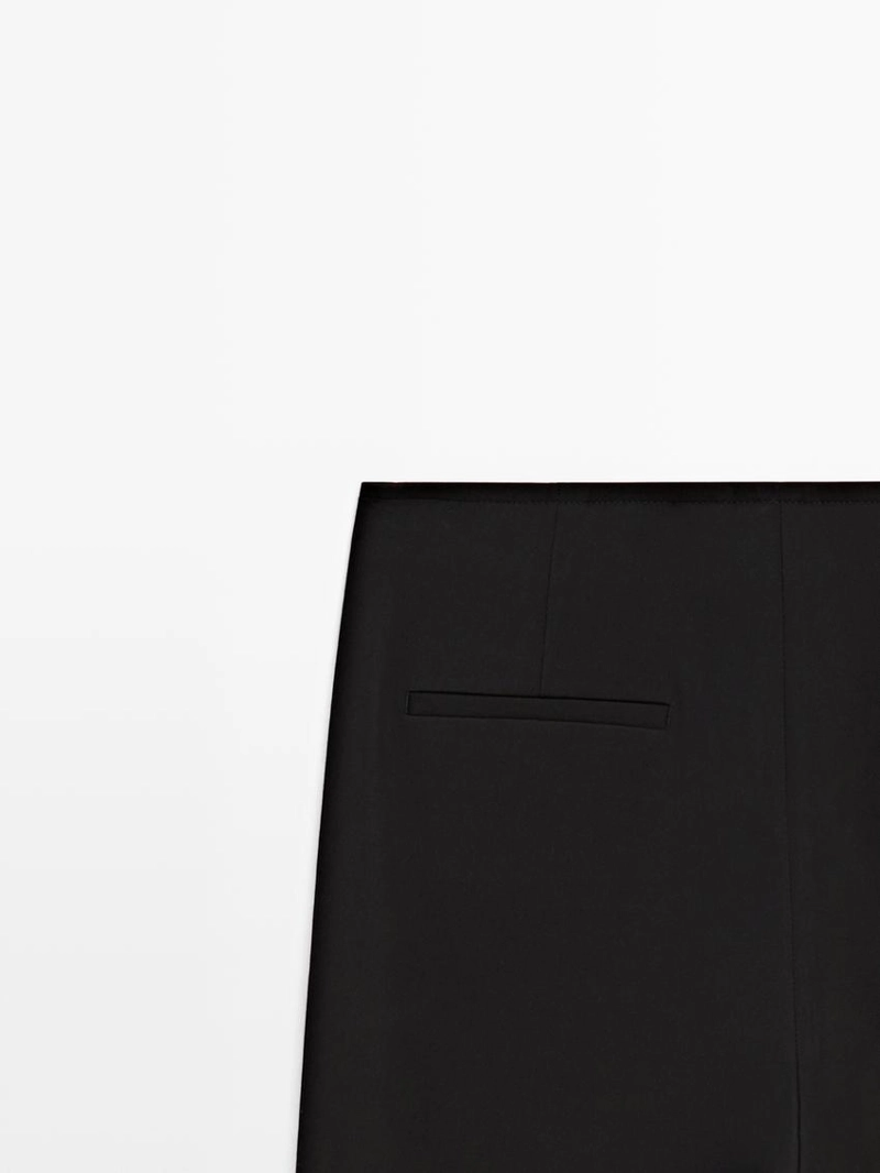 Брюки-капри с деталями на пуговицах