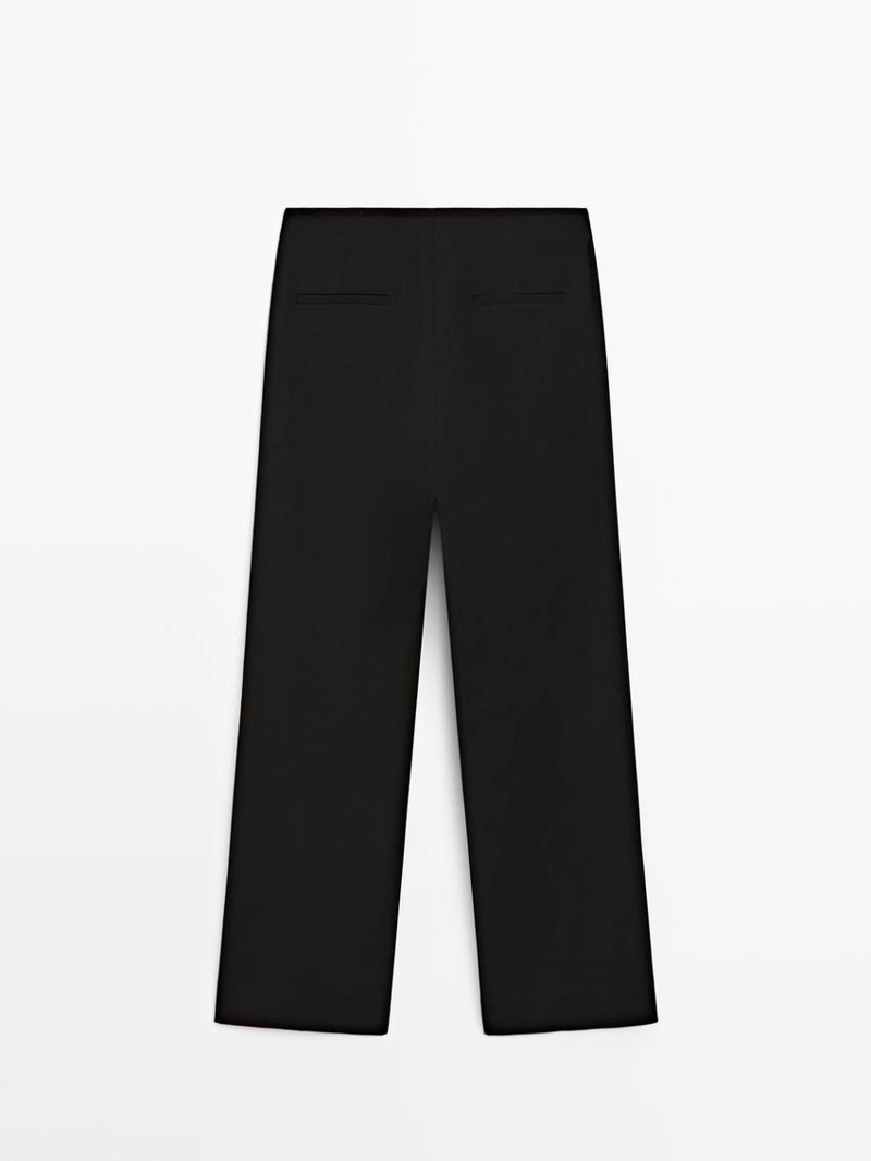 Брюки-капри с деталями на пуговицах