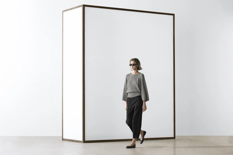 Брюки-капри с деталями на пуговицах