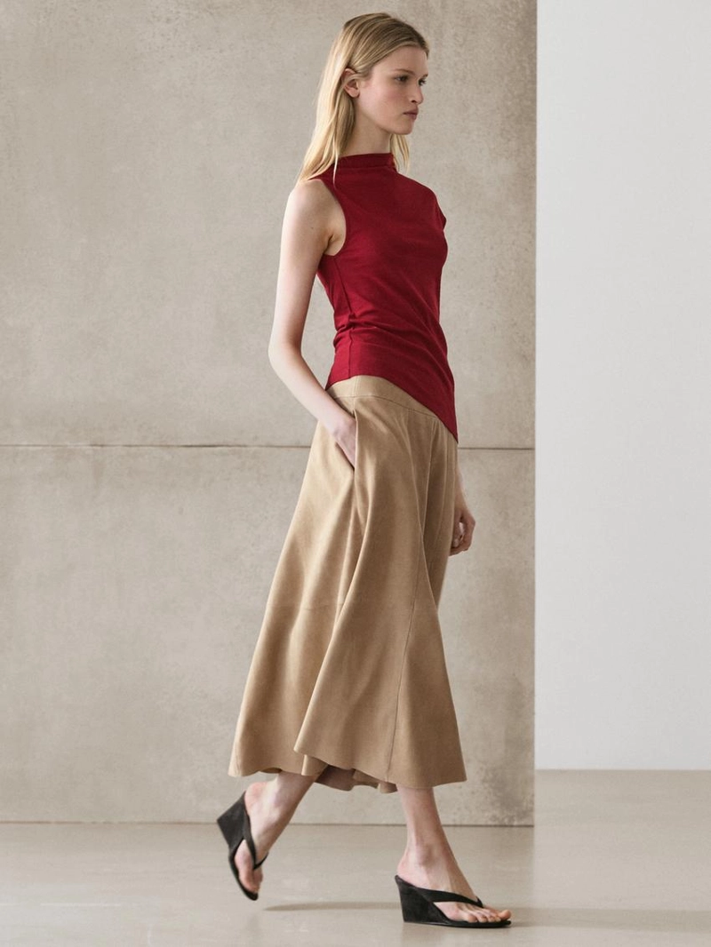 Топ из 100% хлопка с деталями складок