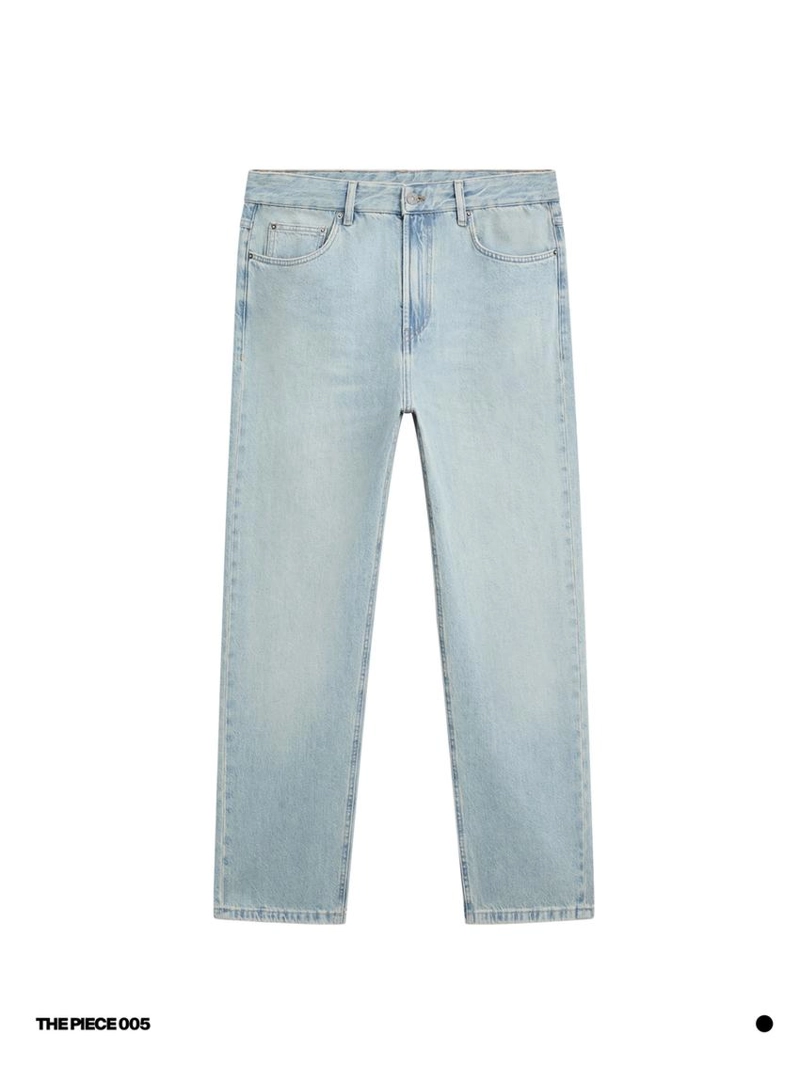 Джинсы с широкими штанинами