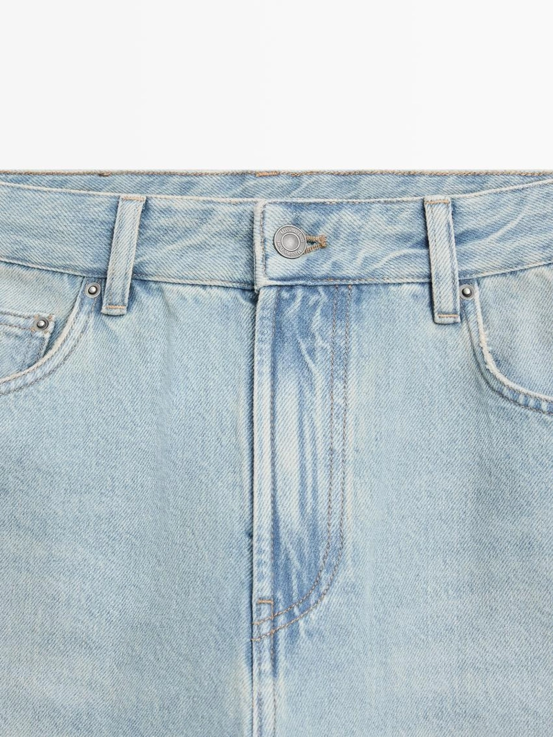 Джинсы с широкими штанинами