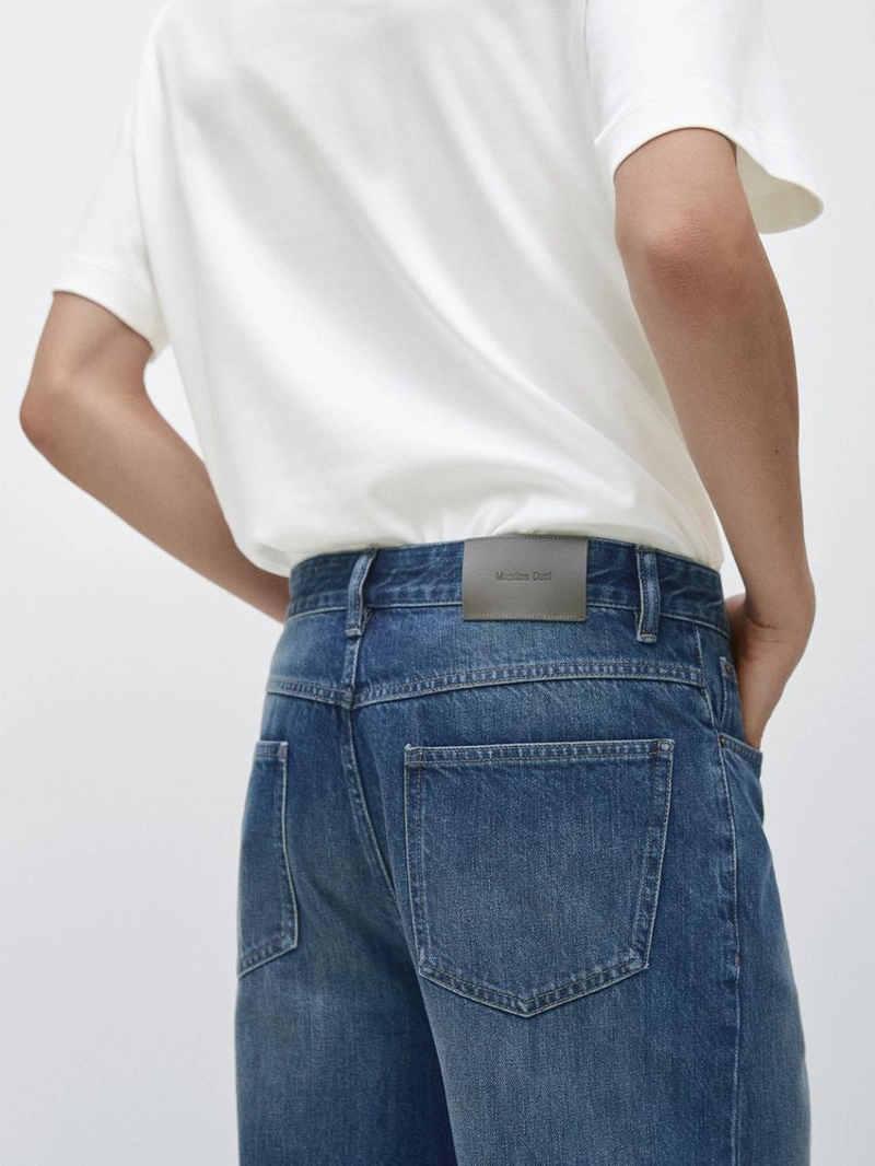 Джинсы свободного кроя