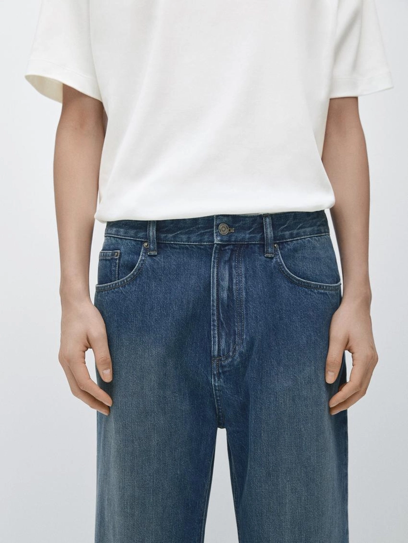 Джинсы свободного кроя