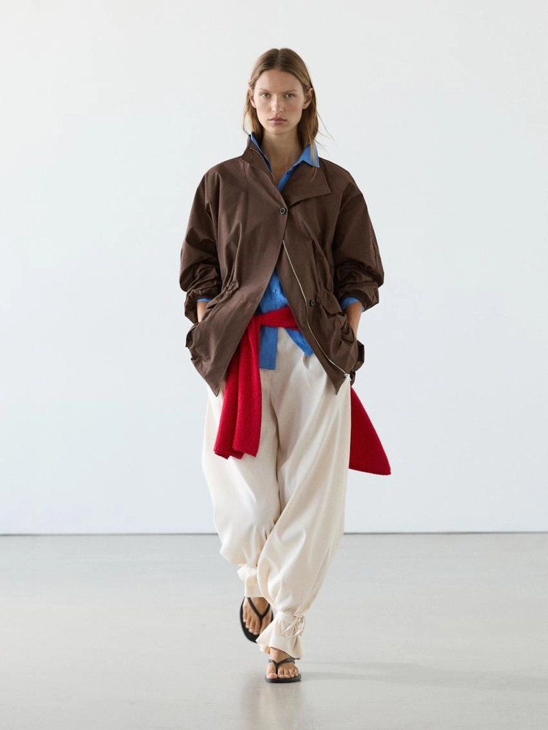 Пуховик с воротником деталями