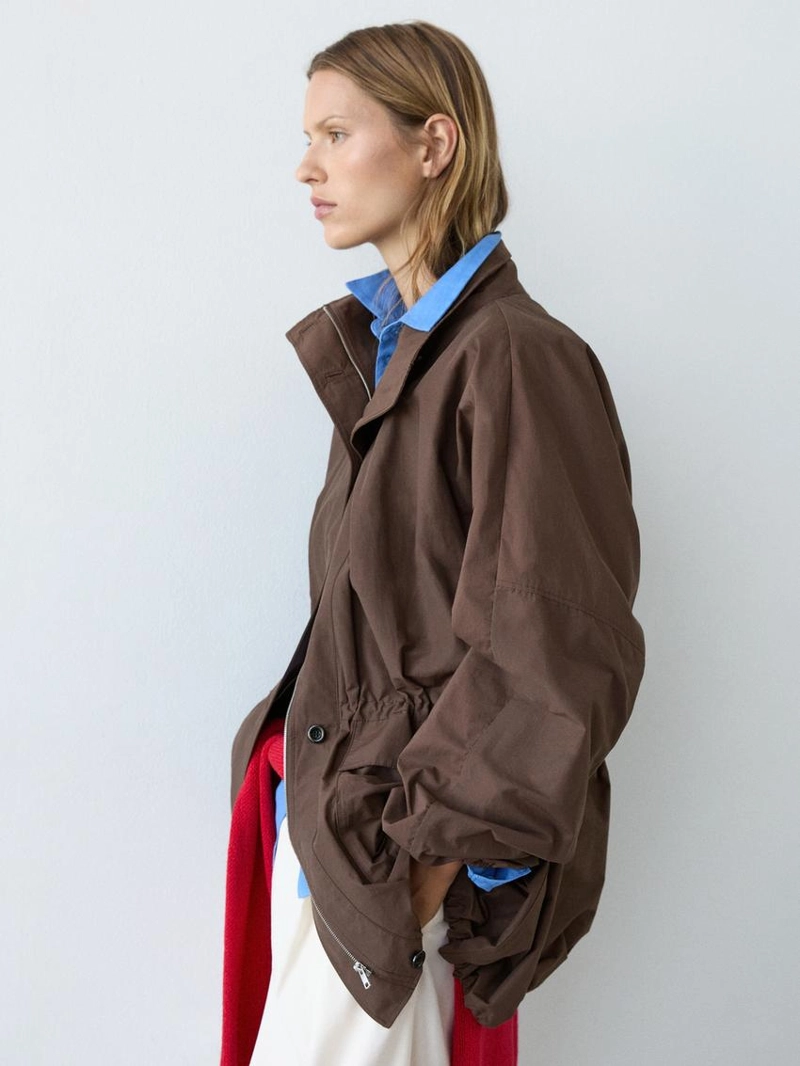 Пуховик с воротником деталями