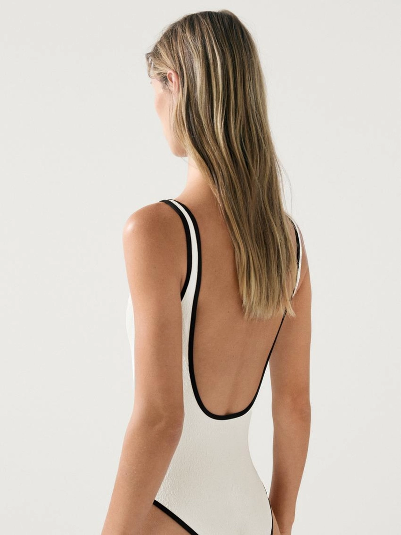 Купальник с контрастным текстурным узором